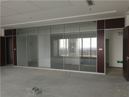 武漢辦公室玻璃隔斷