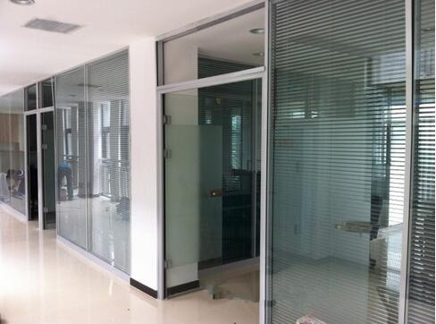 武漢辦公室玻璃隔斷銷售