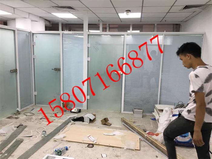 武漢辦公室玻璃隔斷